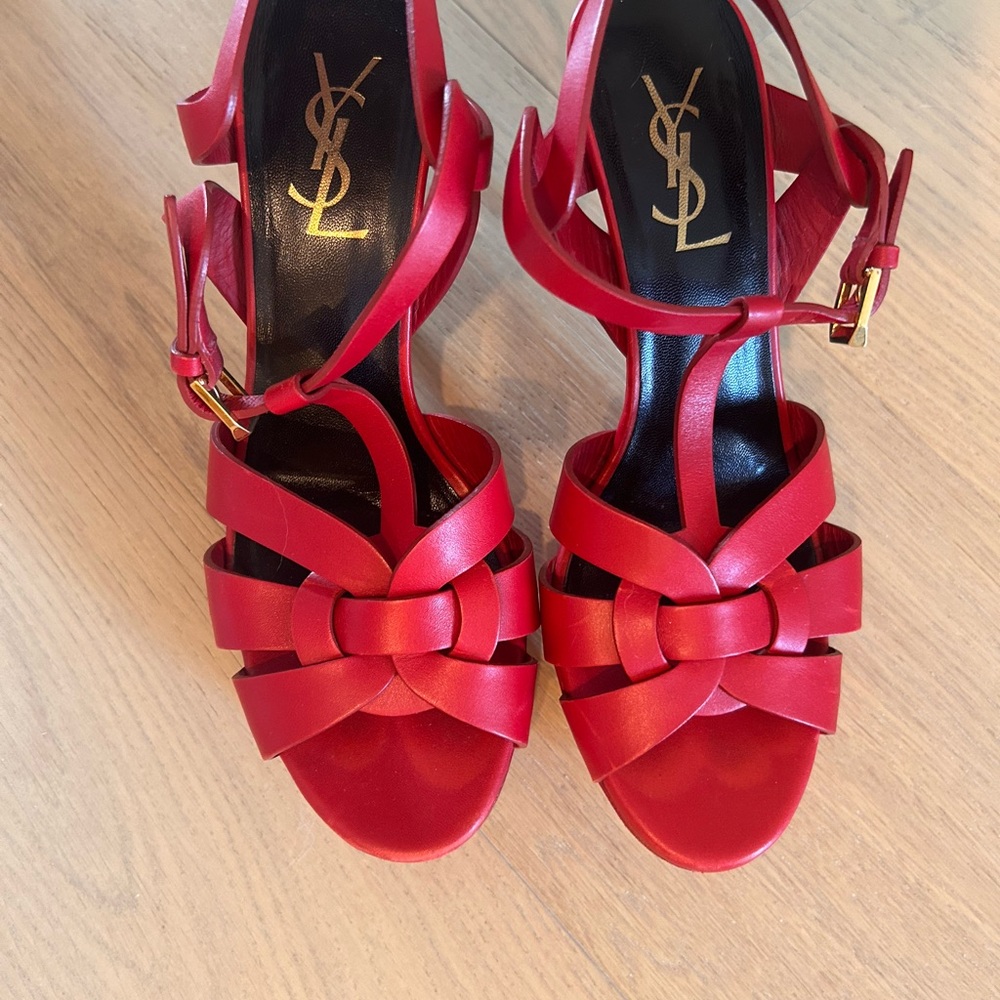 Yves Saint Laurent Bold Red Women's heels